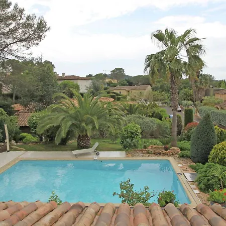 Luxurious Holiday Home In Saint Rapha L With Jacuzzi Holiday home