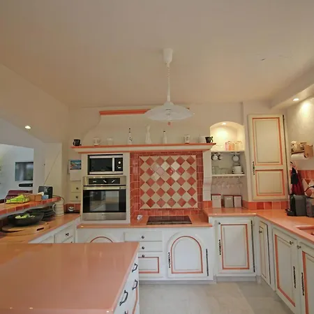 Luxurious Holiday Home In Saint Rapha L With Jacuzzi Holiday home Saint-Raphael (Var)