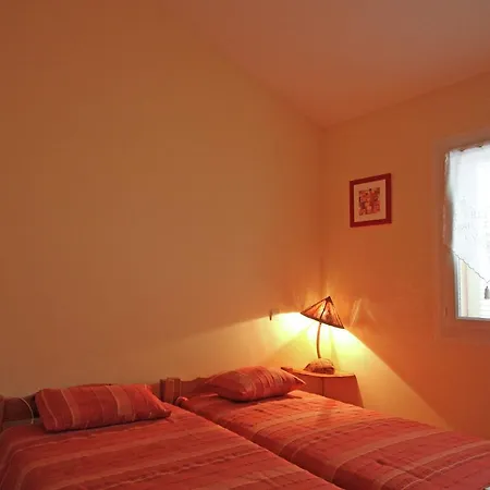 Luxurious Holiday Home In Saint Rapha L With Jacuzzi Holiday home Saint-Raphael (Var)